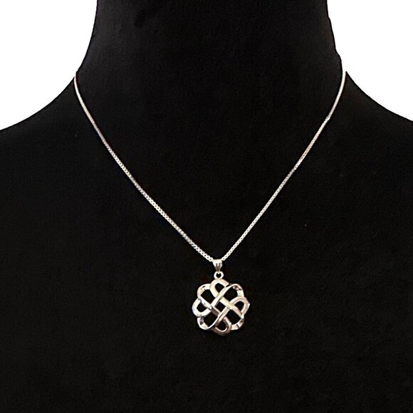 Celtic Knot Necklace Silver Tone Adjustable Length - Picture 1 of 4